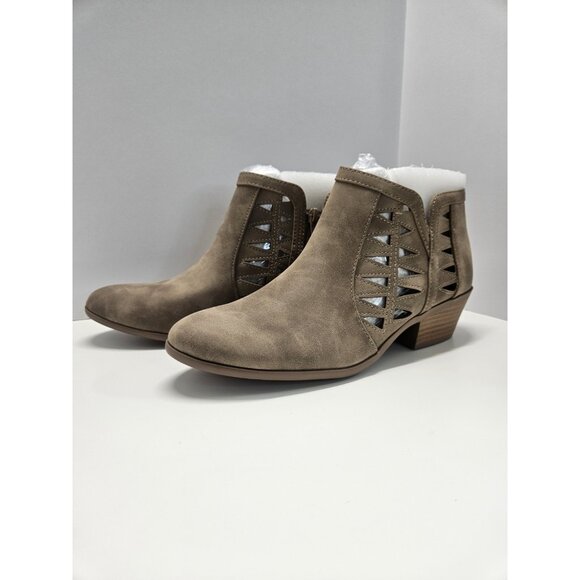 Camel low-rise stacked ankle bootie Women Size 10 Lasser Cut And Zip Up, Comfort - Picture 14 of 16